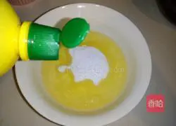 Illustration of how to make meat floss and seaweed cake rolls 5