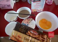 Illustration of how to make eight-inch tiramisu 1