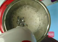 Illustration of how to make chiffon cake 9