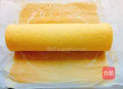 Custard Sauce Cake Roll Recipe Illustration 18