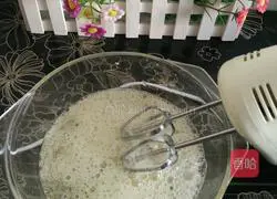 Cream Birthday Cake Recipe Illustration 7