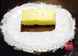Illustration of how to make cheesecake bars 3
