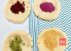 Illustration of how to make spiral egg yolk cake 8