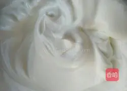 Illustration of how to make chiffon cake 6