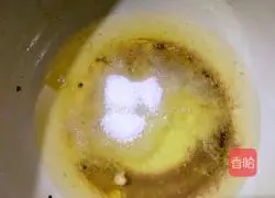 Illustration of how to make eight-inch matcha chiffon cake 8