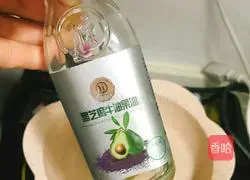 Illustration of how to make turtle shell cake 7