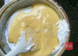 Orange Chiffon Cake Recipe Illustration 7