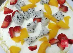 Illustration of how to make eight-inch chiffon naked cake 12