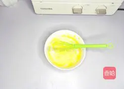 Strawberry Cream Cake Recipe Illustration 6