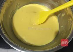 Illustration of how to make rice cooker chiffon cake 5