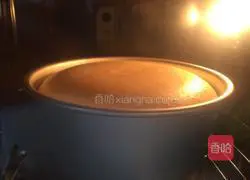 Illustration of how to make chiffon cake 17