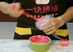 Christmas Snowman Cake Roll Recipe Illustration 9