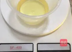 Illustration of how to make chiffon cake 6