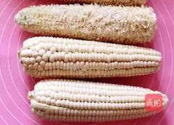 Illustration of how to make fresh corn tortillas 3