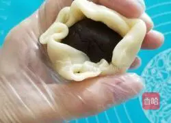 Illustration of how to make egg yolk cake 10