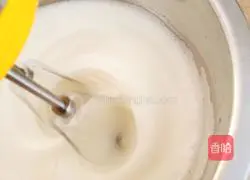 Strawberry Cream Cake Roll Recipe Illustration 4