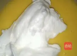 Illustration of how to make chiffon cake 8