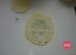 Illustration of how to make green onion pancakes (the lazy way) 3