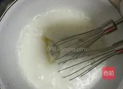 Illustration of how to make eight-inch chiffon cake 7