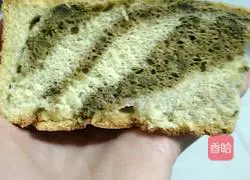 Illustration of how to make matcha-flavored zebra pattern chiffon cake 14