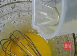 Chiffon Cupcake Recipe Illustration 3