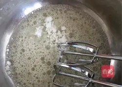 Illustration of how to make chiffon cake 15