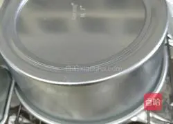 Blueberry Sesame Chiffon Cake Recipe Illustration 16