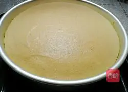 Illustration of how to make chiffon cake (eight inches) 11