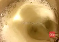 Illustration of how to make chiffon cake (eight inches) 7