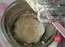 Bamboo Charcoal Bean Cake Roll Recipe Illustration 14