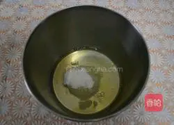 Illustration of how to make jam cake roll 4