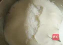Illustration of how to make chiffon cake cake embryo 4