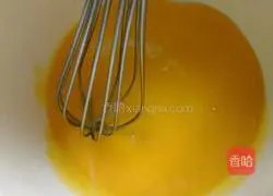 Illustration of how to make cocoa cake roll 2