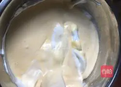 Illustration of how to make eight-inch chiffon cake 12