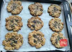 Illustration of how to make walnut and peach cake 10