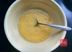 Illustration of how to make original cake rolls 6