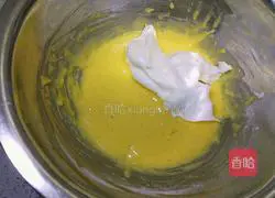 Illustration of how to make six-inch chiffon cake 9 