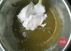 Matcha Chiffon Cake Recipe Illustration 12