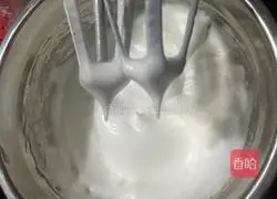 Illustration of making glutinous rice chiffon cake 3