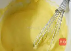 Illustration of how to make eight-inch chiffon cake (back-egg method) 6