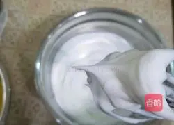 Illustration of how to make banana mashed cake roll 9