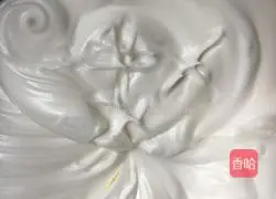 Matcha Chiffon Cake Recipe Illustration 6