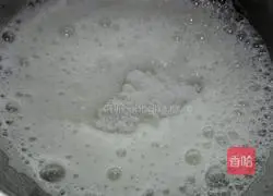 Illustration of how to make six-inch chiffon cake 6