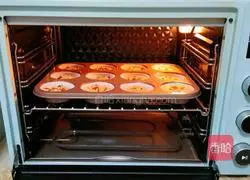 Illustration of how to make nut muffin cake 13