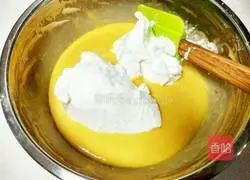 Strawberry Jam Cake Roll Recipe Illustration 8