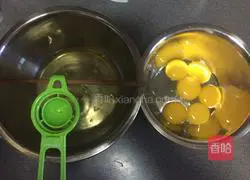 How to make eight-inch chiffon cake Illustration 2