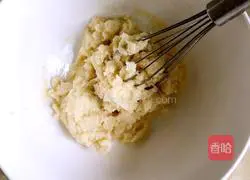 Illustration of how to make raisin cake roll 5