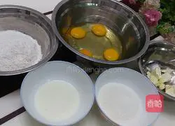 Illustration of how to make 8-inch butter-decorated cake 1