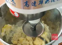 Egg Yolk Crisp (Butter Version) Recipe Illustration 2