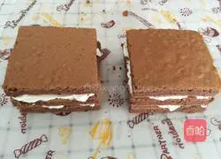 Illustration of how to make cocoa cream layer cake 19